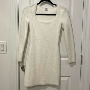 🤍 ARITZIA MONTGOMERY DRESS 🤍